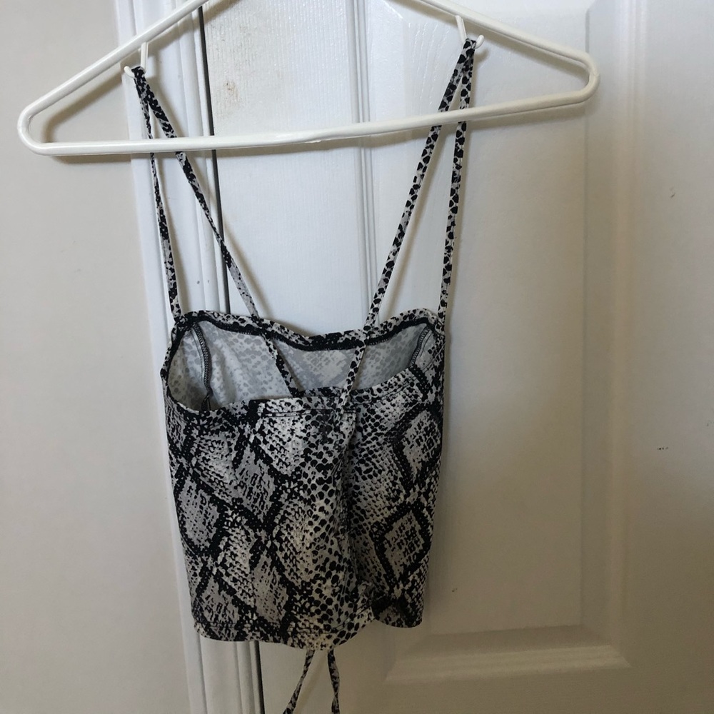 Garage tie up adjustable top